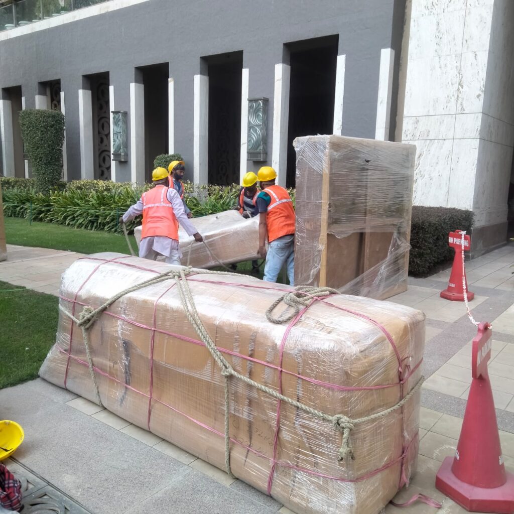 Waterproff box for organized moving